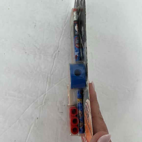 NBA Pentech 1999 Student Pack Pencils Eraser Sharpener Comfort Grip NWT - Picture 6 of 6